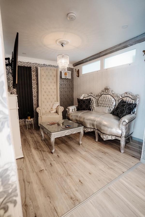 Apartamento Timeout Royal Ellar Exterior foto
